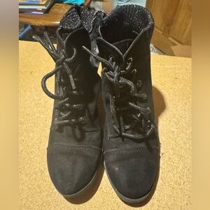 Stylish Black Girls Boots